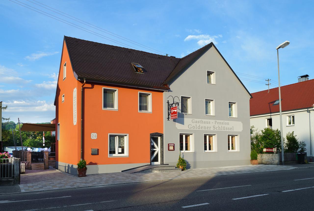 Goldener Schluessel Mit Gaestehaus Sina 诺德林根 外观 照片